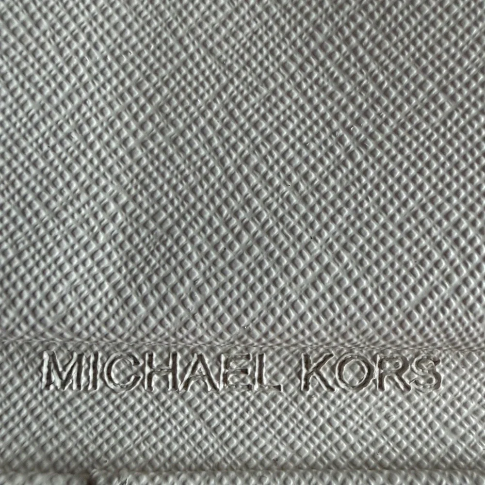 Michael Kors Jet Set Travel Flat Phone Case Wristlet White Saffiano 35F8STVW0L